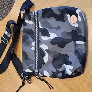 Shorty Love Amuse Medium Crossbody bag